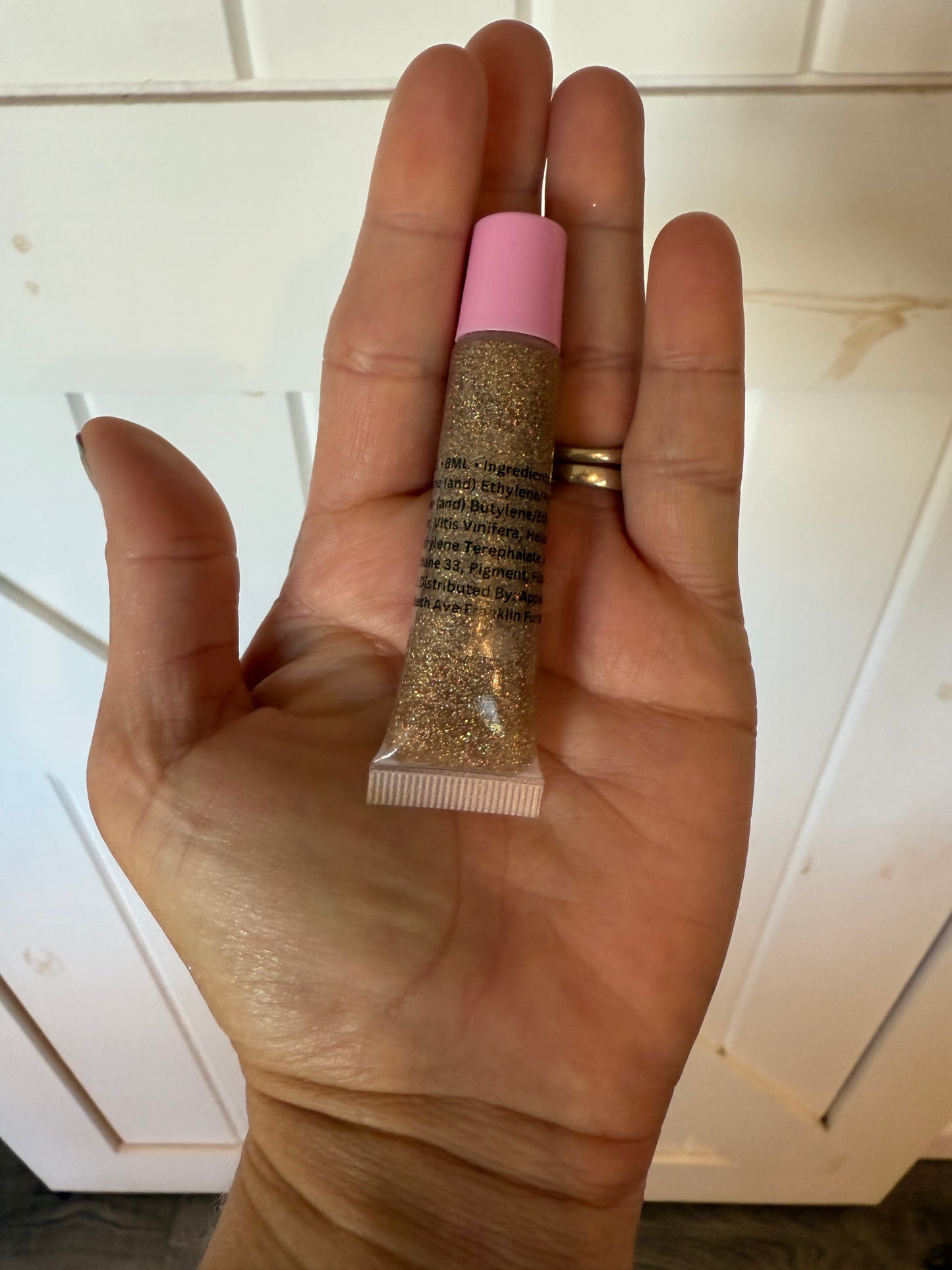 Lip Gloss- Standard Squeeze Tube