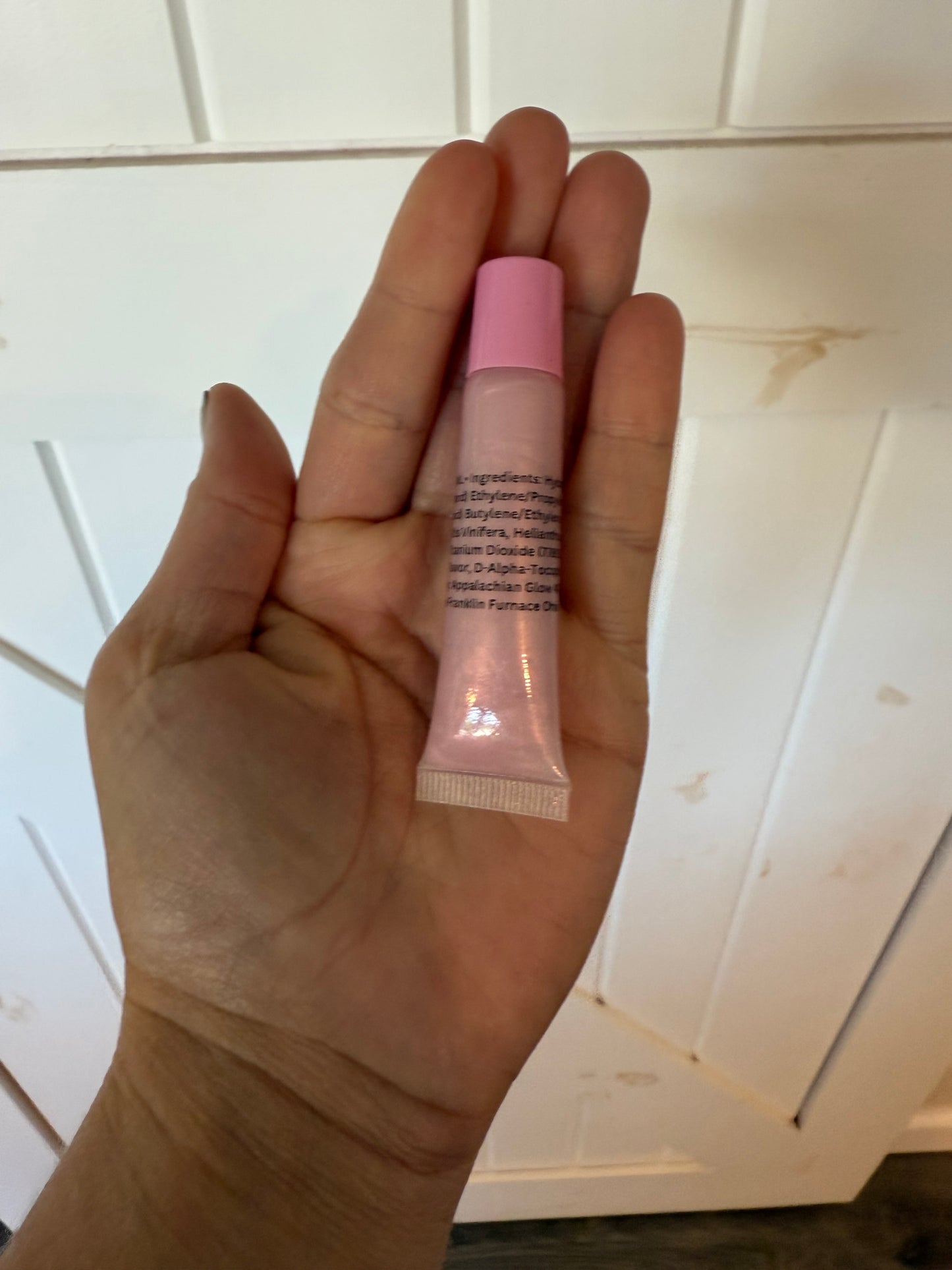 Lip Gloss- Standard Squeeze Tube